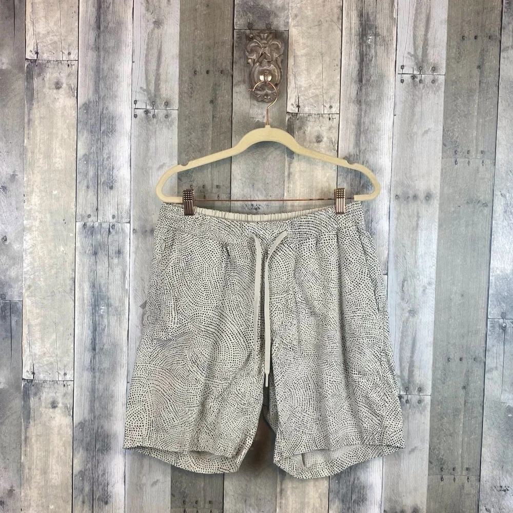 Lululemon Bowline Short 8